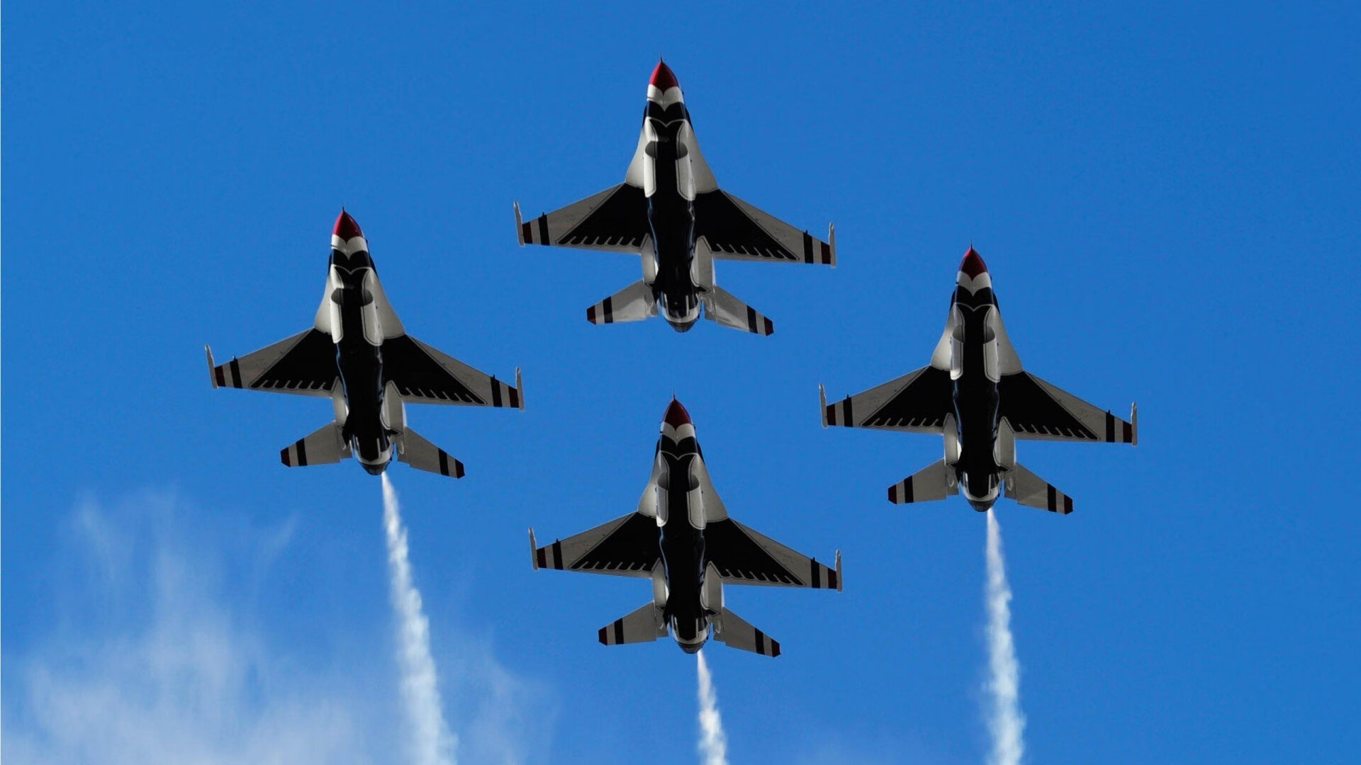 Bsports在线平台-【跑垒技巧大公开】成功绕垒的关键技巧分析，跑垒顺序