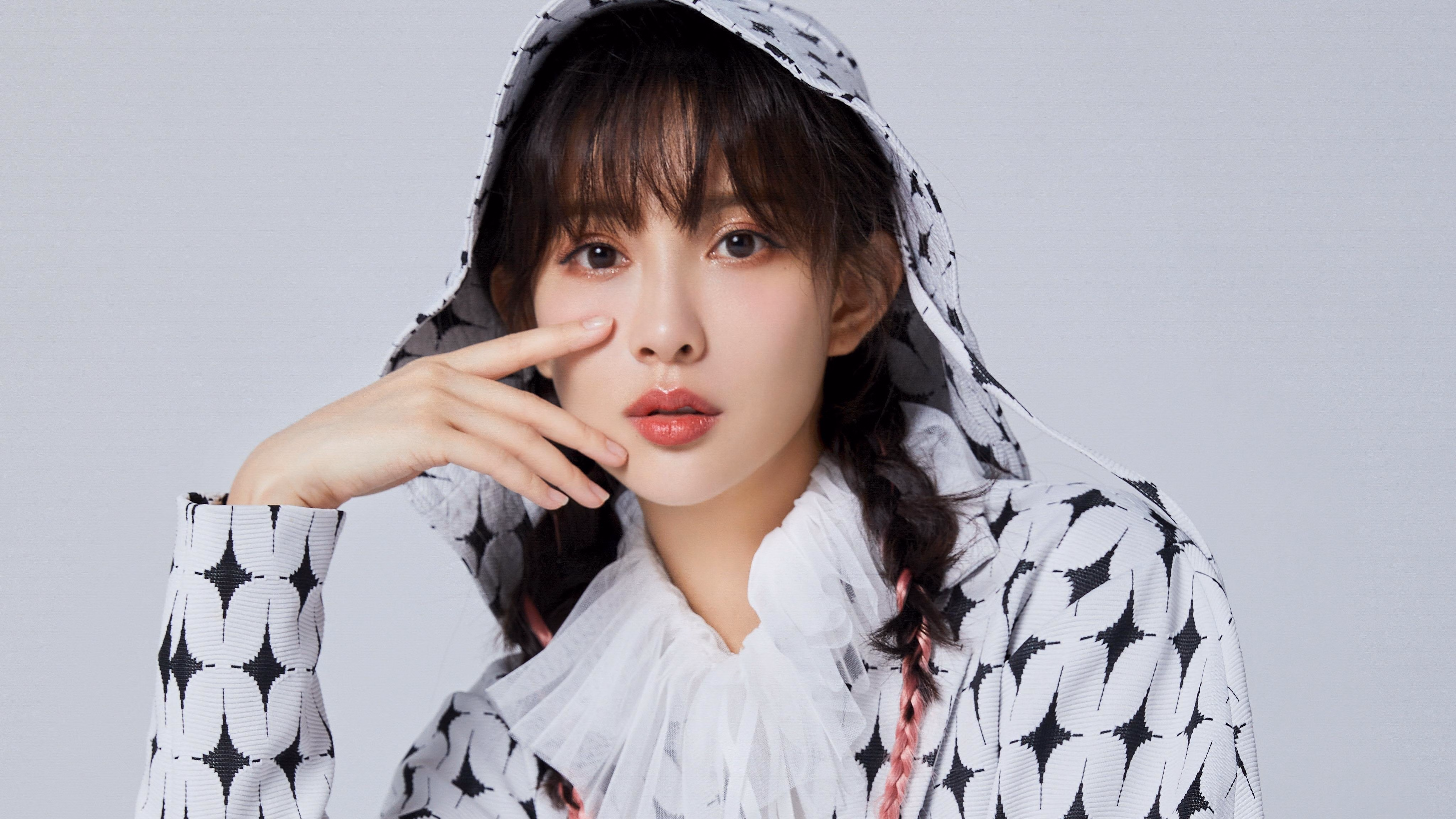 B 体育官网-欧锦赛资格赛次回合比赛展开，球员训练备战认真，欧锦赛出线规则