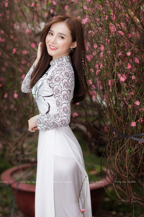 b体育娱乐-阿根廷国家队球员观看湖人比赛，备战与哥斯达黎加的友谊赛，阿根廷打nba的球员