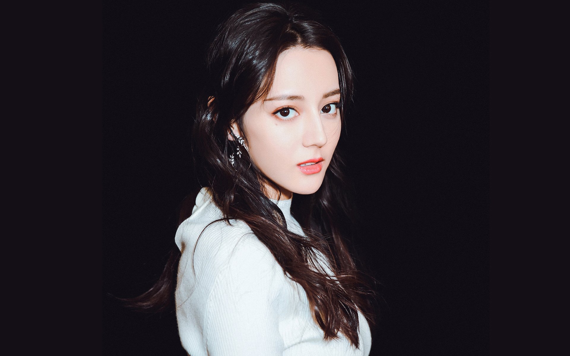 BSPORT 官网-张伟丽训练中展现极高专注度，张伟丽最新训练