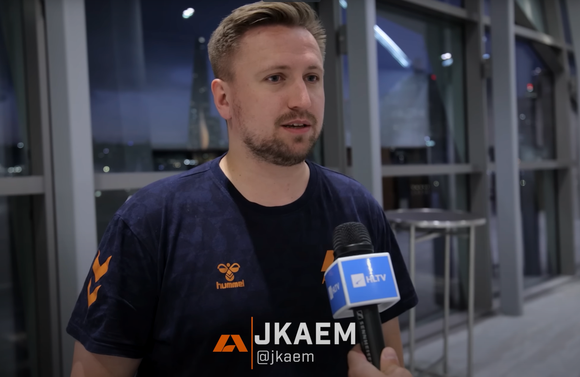 b体育下载:《CS:GO》选手的心理素质训练,如何在高压环境下保持冷静的简单介绍 b体育下载:《CS:GO》选手的心理素质训练,如何在高压环境下保持冷静的简单介绍