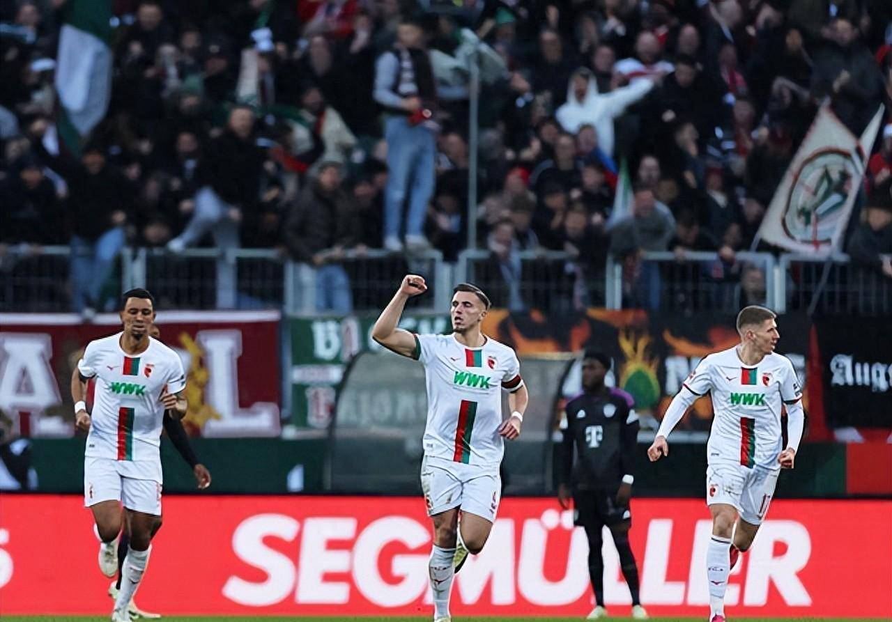 包含B体育官方网站:德甲的比赛节奏：现代比赛的新节奏的词条