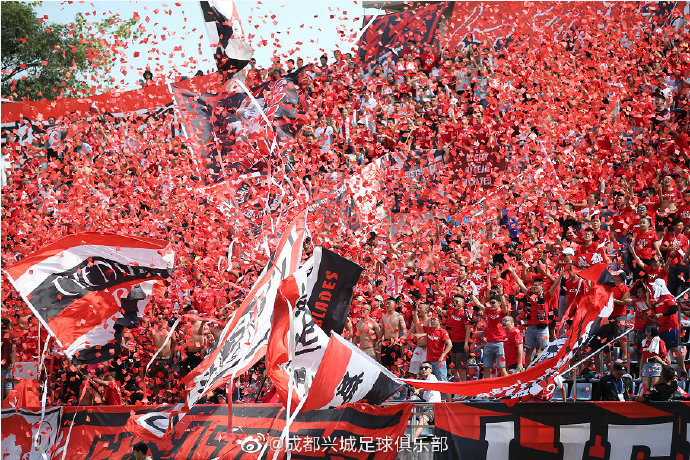 B体育平台:中甲劲旅的冲超战术与俱乐部运营模式的简单介绍 B体育平台:中甲劲旅的冲超战术与俱乐部运营模式的简单介绍